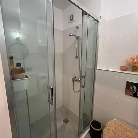 Rome Stylish W Working Space And Paid Parking Spot Sofya