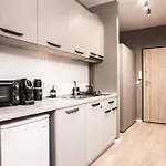 Rome Stylish W Working Space And Wifi Near Unss Διαμέρισμα Σόφια